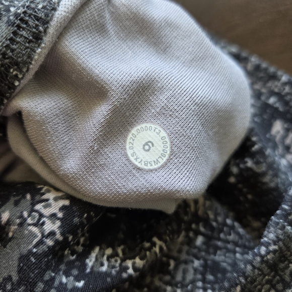 Lululemon Align - Picture 7 of 9